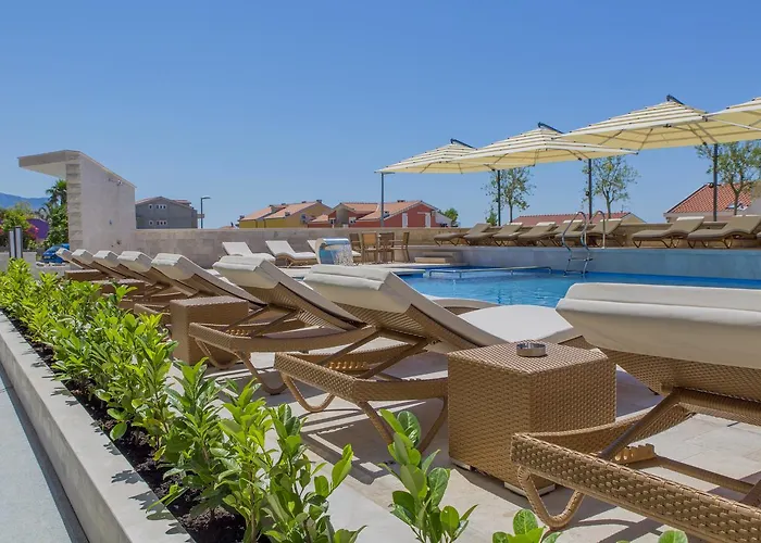 Luxury Макарска