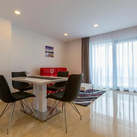 Lägenhet Luxury Makarska