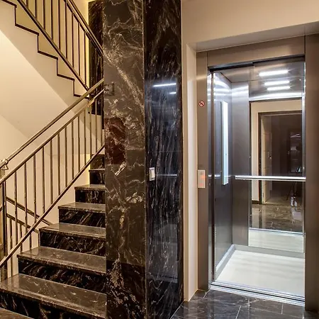 Lägenhet Luxury 4*