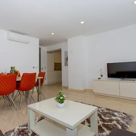 Luxury 4* Makarska