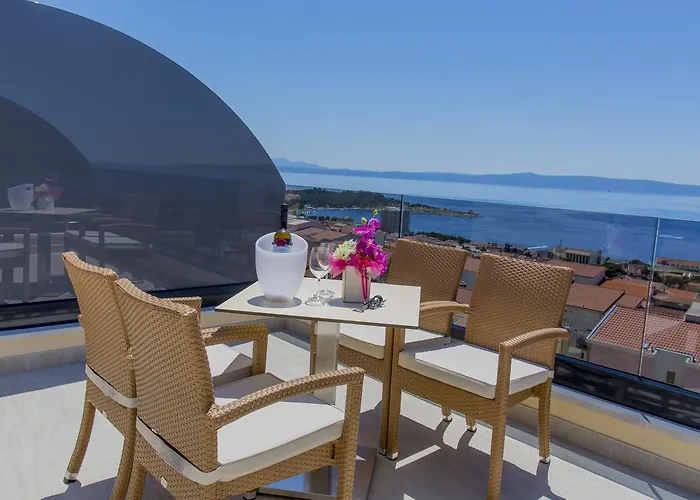 Luxury 4* מאקרסקה
